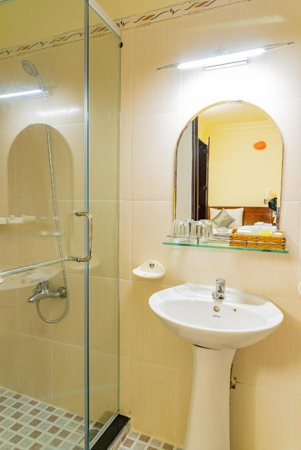 Cosmo Square Hotel Ho Şi Min Dış mekan fotoğraf