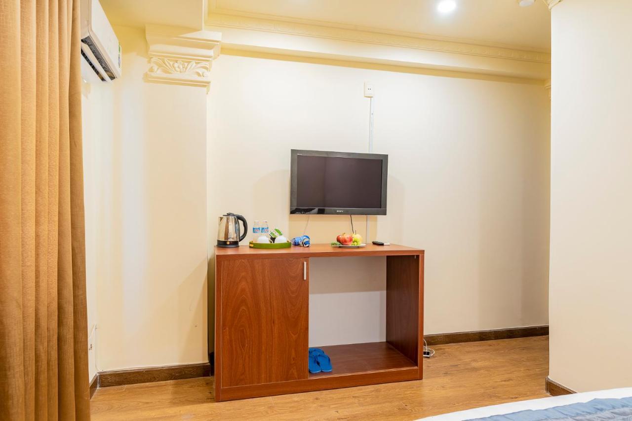 Cosmo Square Hotel Ho Şi Min Dış mekan fotoğraf